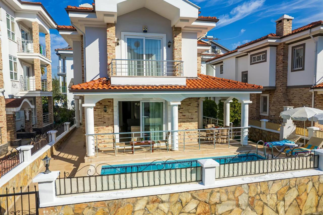 Villa Yasam Park - Luxury 8 Person - Fethiye Calis Beach 90Mt Eksteriør billede