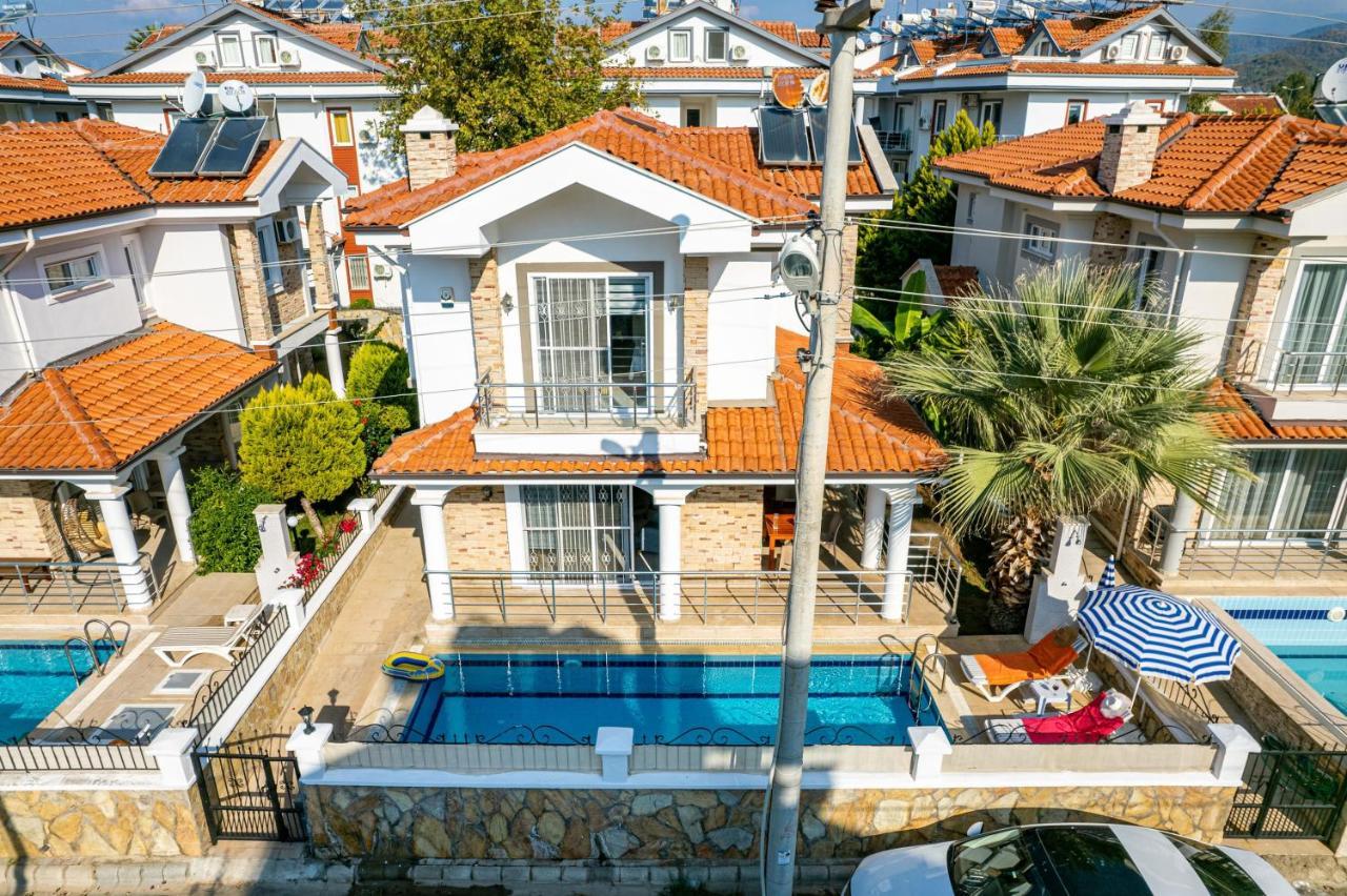 Villa Yasam Park - Luxury 8 Person - Fethiye Calis Beach 90Mt Eksteriør billede